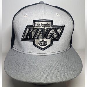 New Era Los Angeles Kings Team Embroidered Black Gray hat cap Snapback NHL